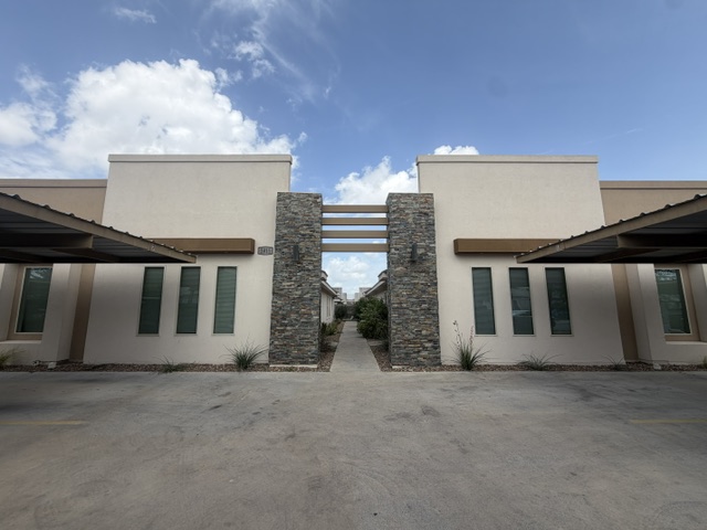 2811 Javalina Avenue - 1