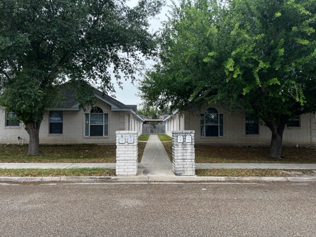 521 La Mancha Drive - 3