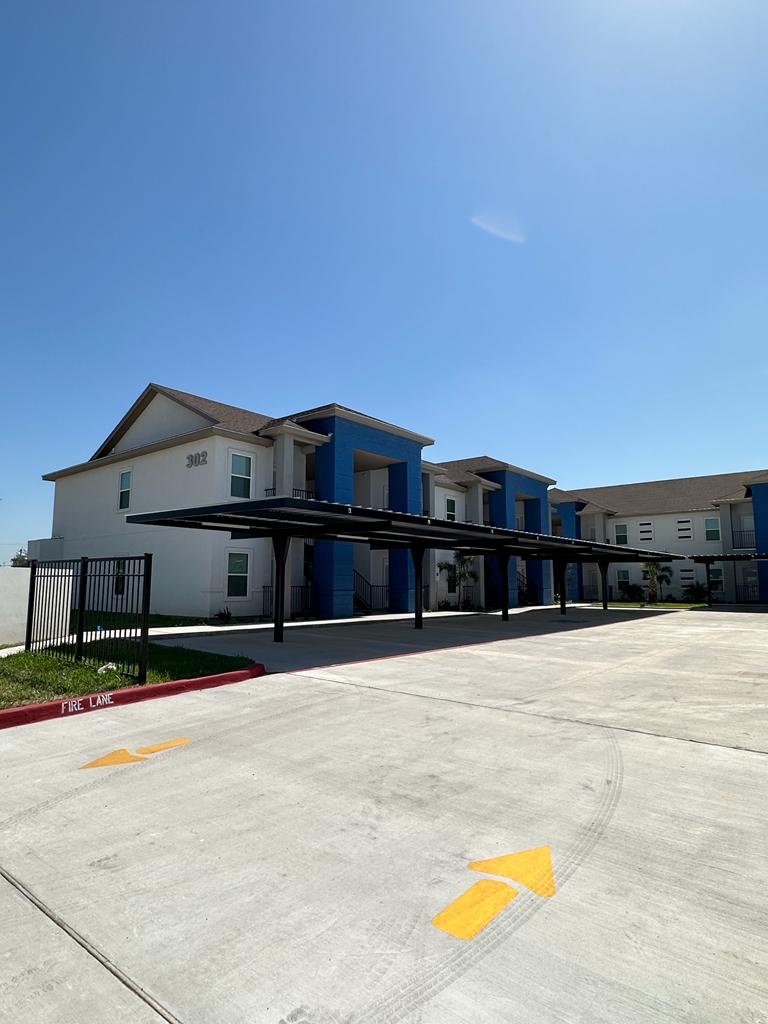 302 Sylvia Handy Drive - B3