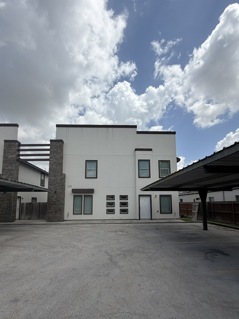 219 Fig Drive - 3