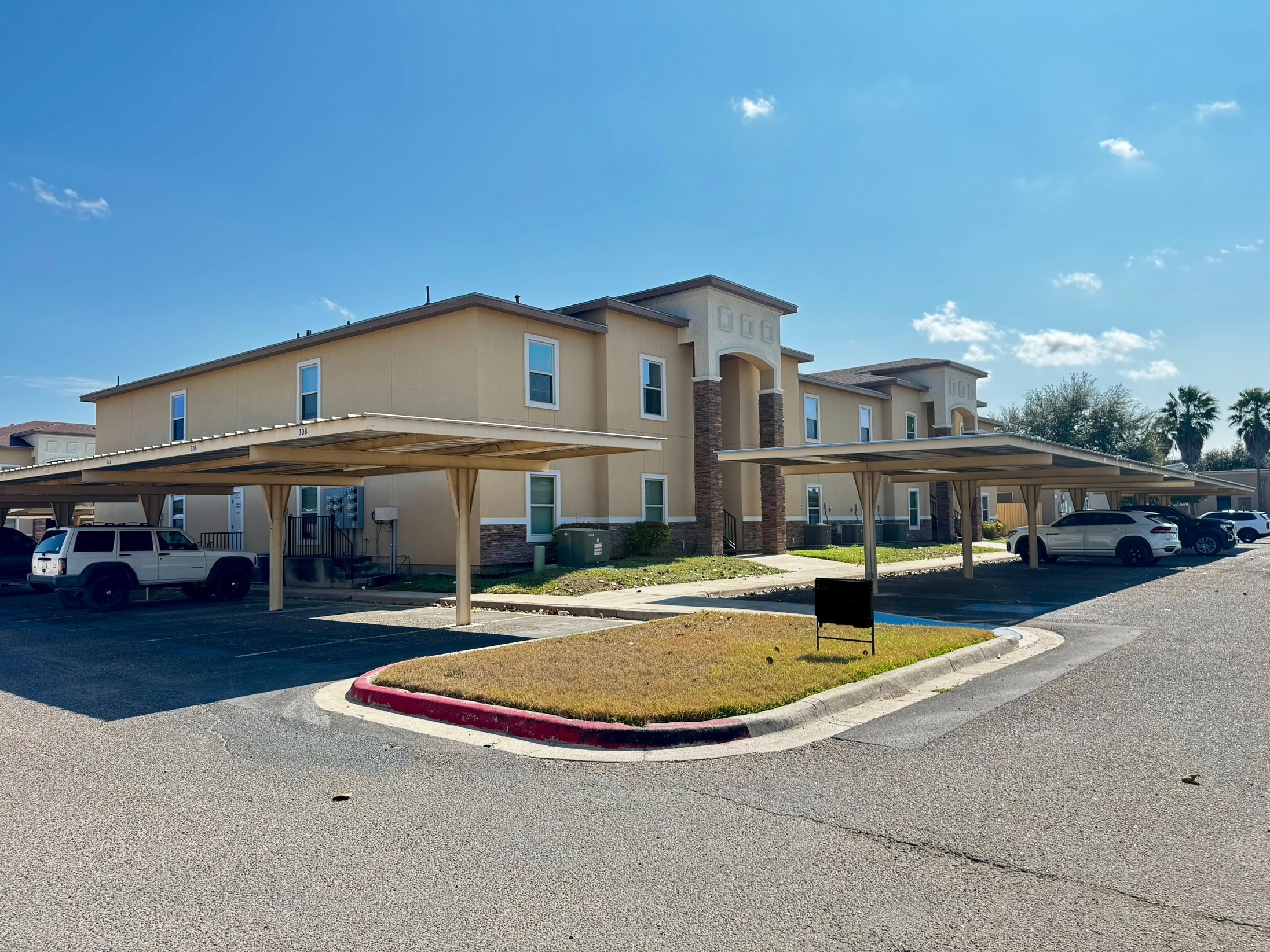 901 East Redbud Avenue - 608