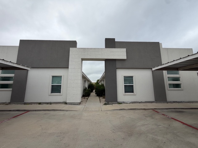 441 Acacia Street - 2